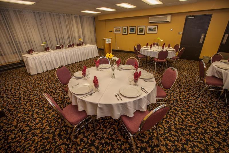 Clarenville Inn Esterno foto